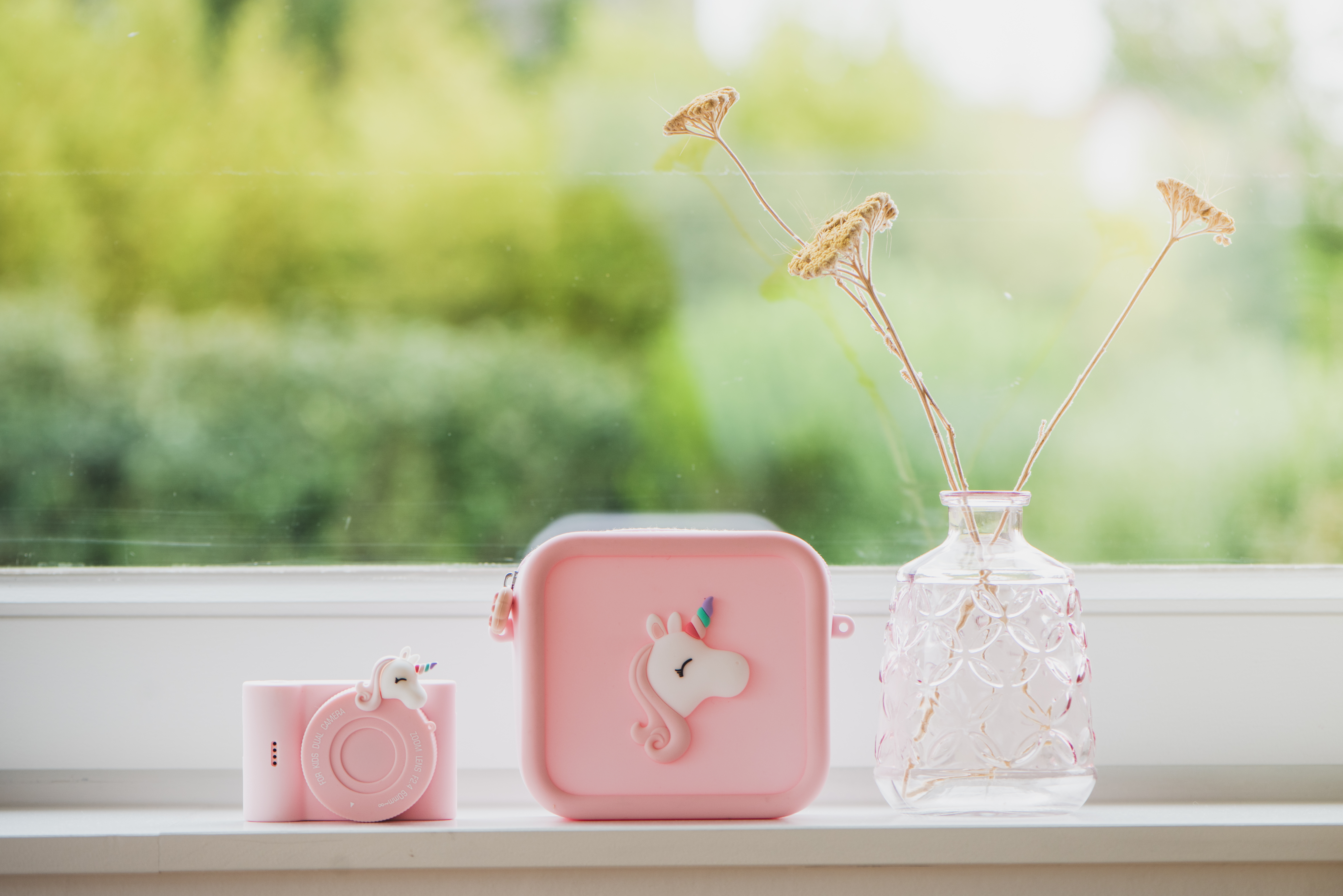 The_zoofamily_silicon_bag_unicorn_with_unicorn_urban_camera_2
